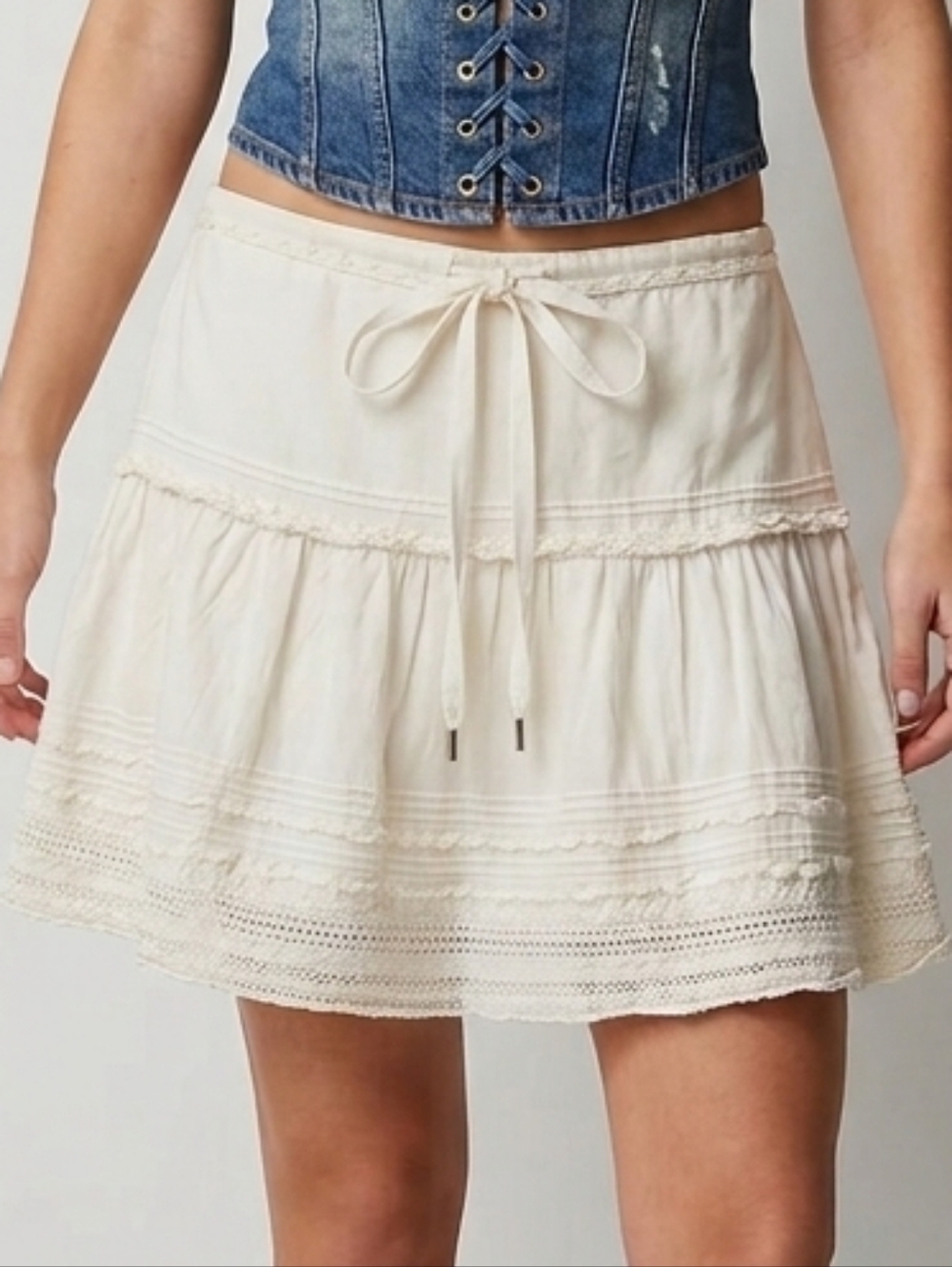 Abercrombie & Fitch Crochet Cream Mini Skirt Coquette Soft Girl Size Small Boho